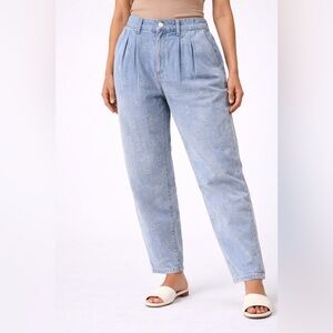 BAYKAN Denim Pleated Jeans High Rise Elastic Back Waist Tapered Ankle Light Wash